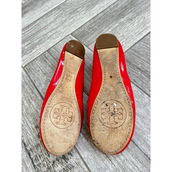 Tory Burch Chelsea Patent Red Charm Ballet Flat - Picture 3 of 5